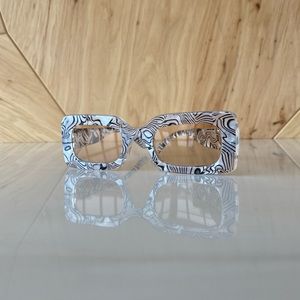 Black & White Shades